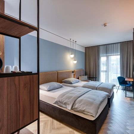 Stadthotel Neumarkt Mitte นอยมาร์คท์ อิน แดร์ โอเบอร์พฟัลซ์ ภายนอก รูปภาพ