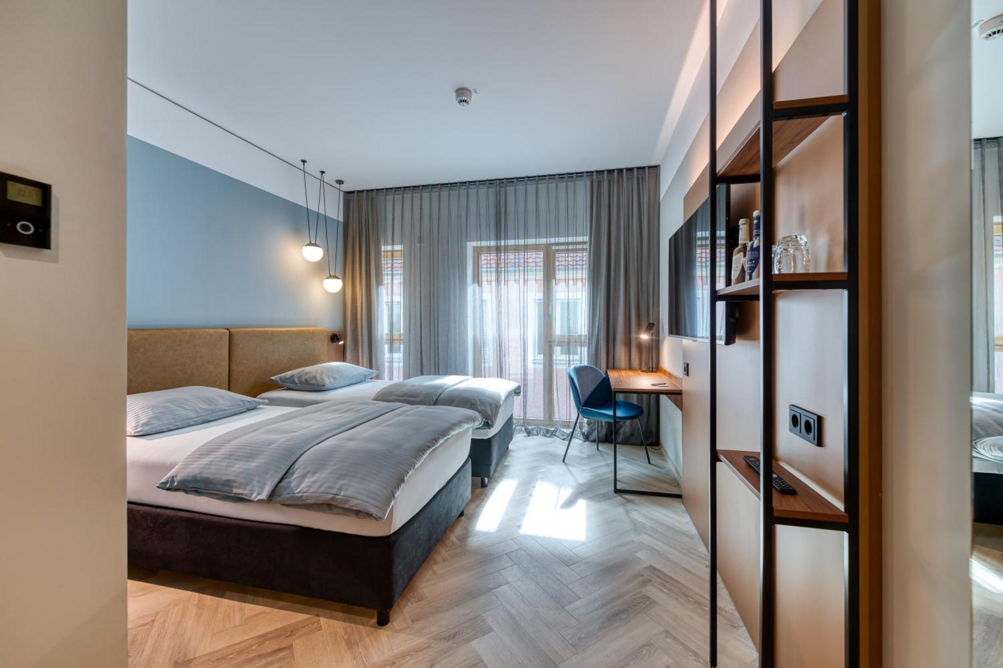 Stadthotel Neumarkt Mitte นอยมาร์คท์ อิน แดร์ โอเบอร์พฟัลซ์ ภายนอก รูปภาพ